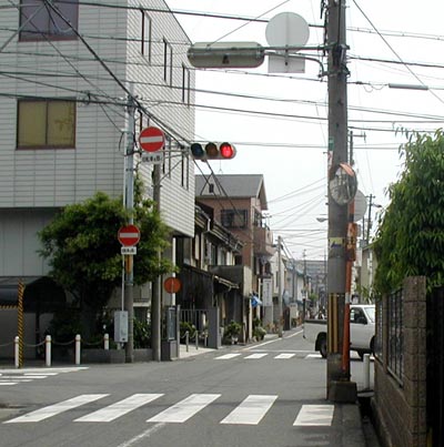 有料道から商店街 路地まで多重人格の 大阪r15八尾茨木線 4